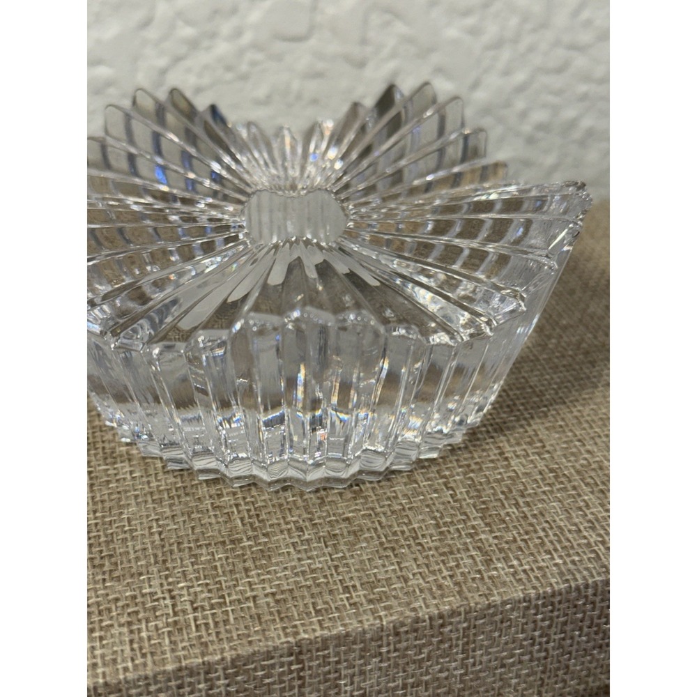 1-MOTION Mikasa Taper Candleholder Clear Glass Heavy With Vertical Ridges - Picture 6 of 7